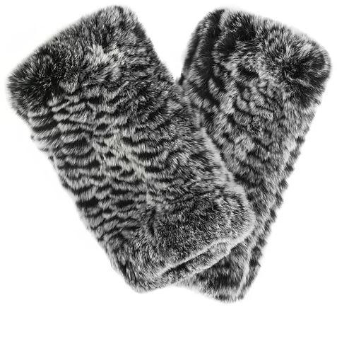 L26 Rabbit Handwarmer