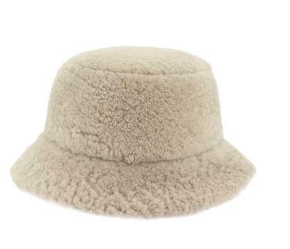 L24 Curly Lamb Bucket Hat