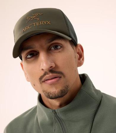 Bird Word Trucker Curved